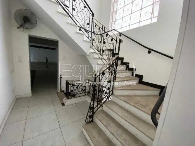 Imóvel Comercial com 1 Quarto e 6 banheiros para Alugar, 600 m² por R$ 35.000/Mês