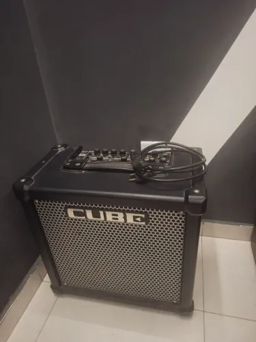 Amp Roland Cube 80GX