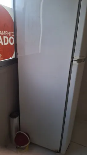 GELADEIRA PARA CONCERTO