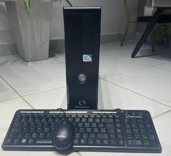 CPU com teclado