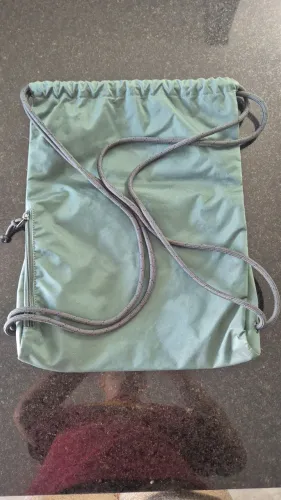 Sacola Nike de cordão. 