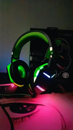 Fone Gamer Feir com LED RGB - Conforto e Qualidade verde