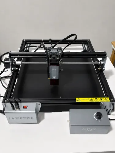 Máquina laser 