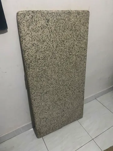 Pedra de Mármore em Excelente Estado 1,19x59