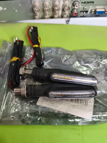 PISCA DE LED UNIVERSAL PARA MOTO