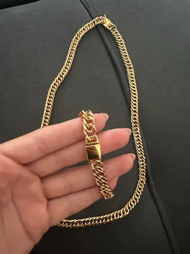 Cordão e pulseira masculina