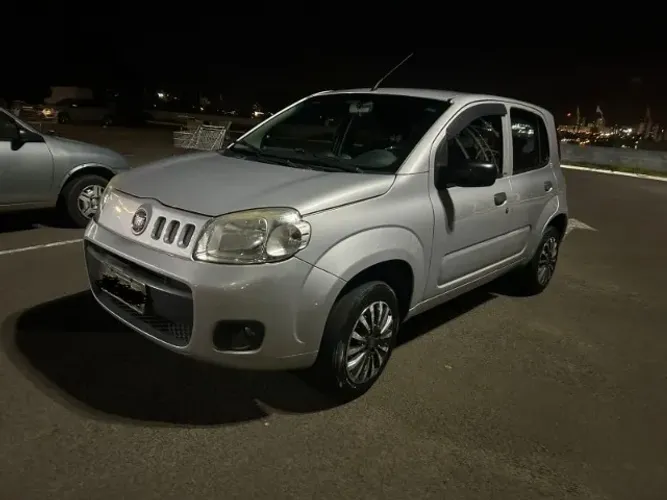 Fiat Uno Vivace Celeb. 1.0 EVO F.flex 8V 5P 2014