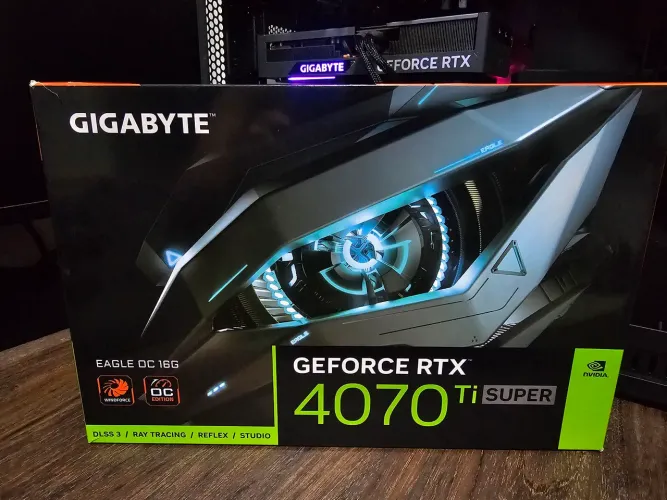 Placa de vídeo Nvidia RTX 4070Ti Super 16GB
