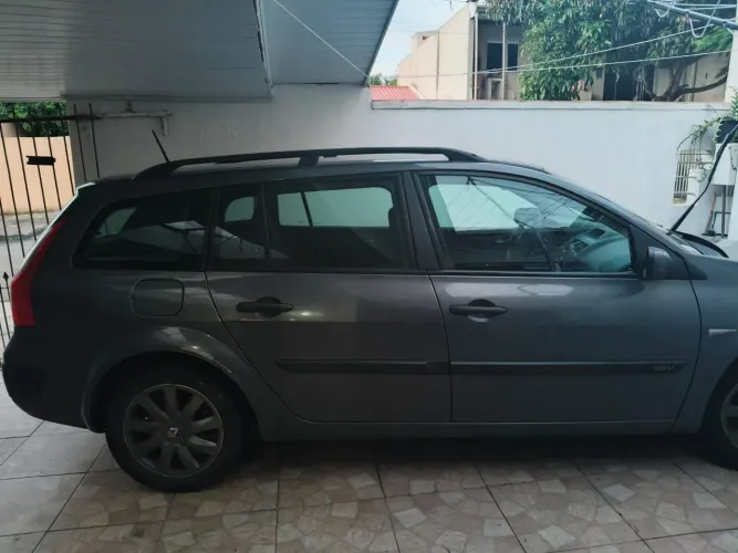 Renault Megane Grand Tour Expres.hi-flex 1.6 16V 2011