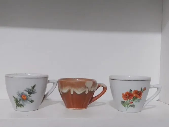 Xícaras de cafezinho 