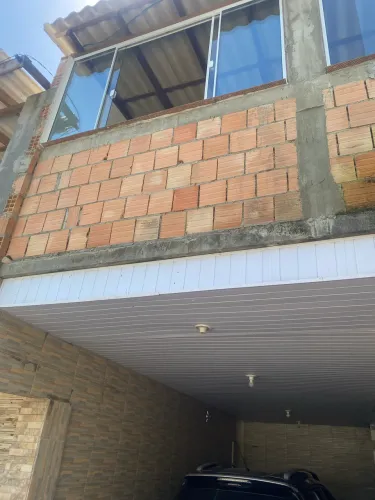 Vendo ou troco casa por chácara 