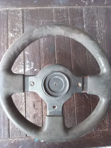 Volante Esportivo com o miolo