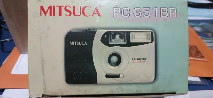 Câmera antiga Mitsuca PC-651BR