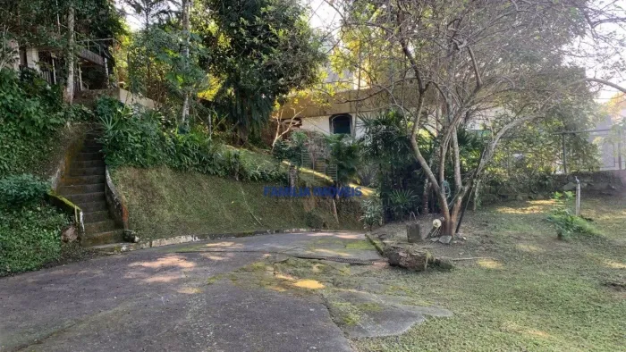Terreno à venda no Moro Santa Terezinha - Vista Mar
