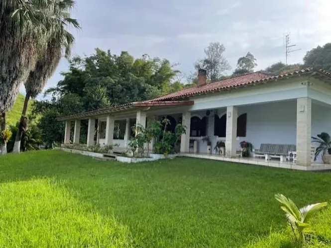 Chácara para Venda em Barra Mansa, Jardim Alice, 4 dormitórios, 2 suítes, 5 banheiros, 4 v