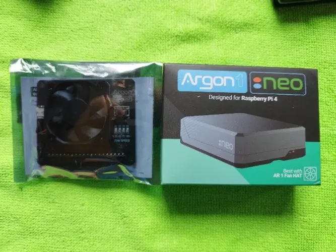 Case Argon NEO para Raspberry Pi 4 + Argon PWM Fan HAT