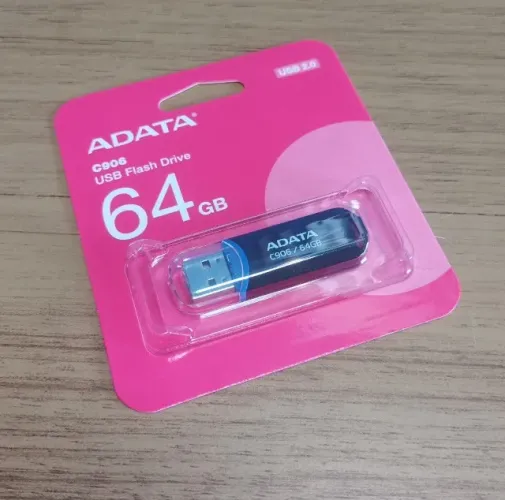 Pen Drive 64GB ADATA