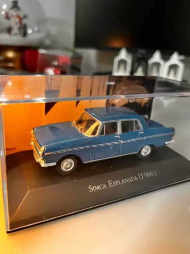 Miniatura Simca Esplanada (1966) - Carros Inesquecíveis do Brasil