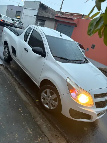 Chevrolet Montana LS 1.4 Econoflex 8V 2P 2012