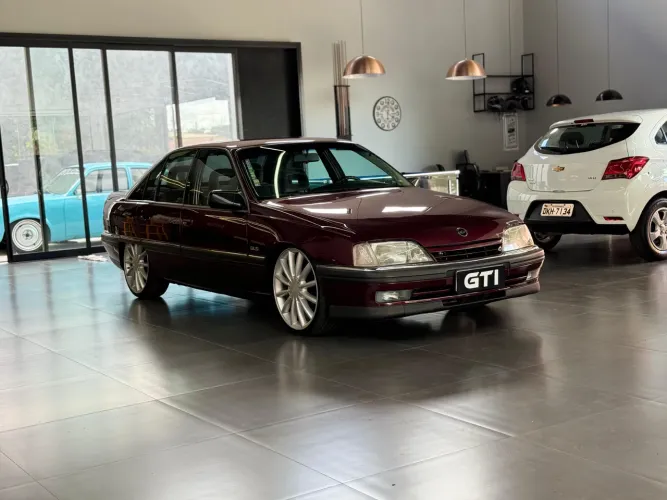 Chevrolet Omega GLS 2.2 / 2.0 (álcool) 1993