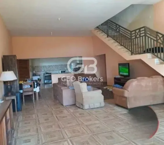 Casa no Condomínio Aguas de Igaratá a venda em Igaratá-SP - REF: 17245