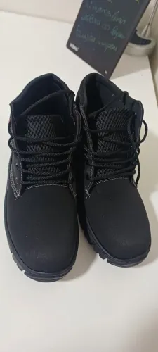Bota coturno confortável 