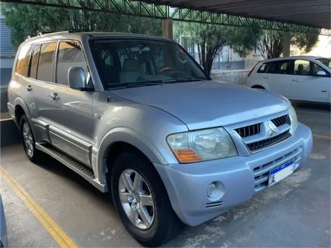 Mitsubishi Pajero Full GLS/gls/pkhpe 3.2 Dies.ti 5P 2006