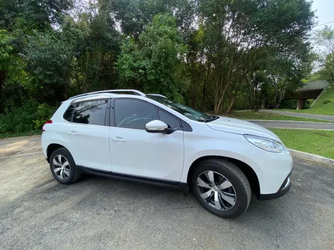 Peugeot 2008 Griffe 1.6 Flex 16V 5P Mec. 2016