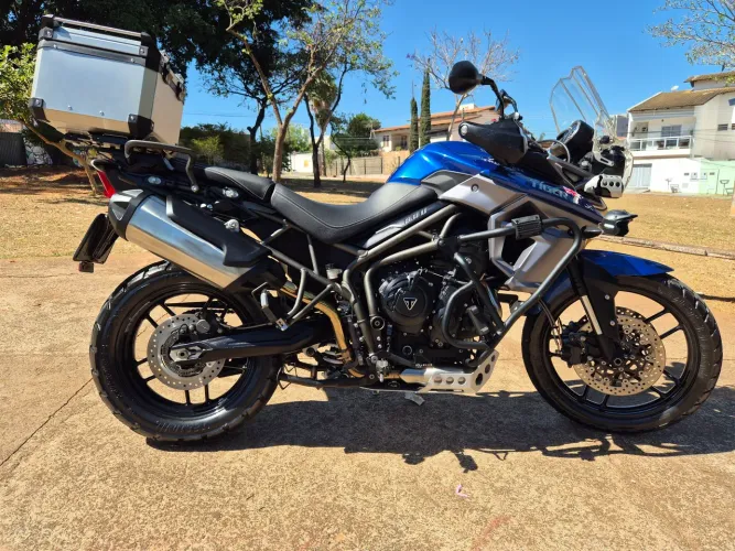 Tiger 800 XRX