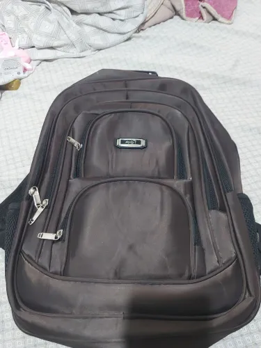 Mochila grande cor marrom nova, 4 partição