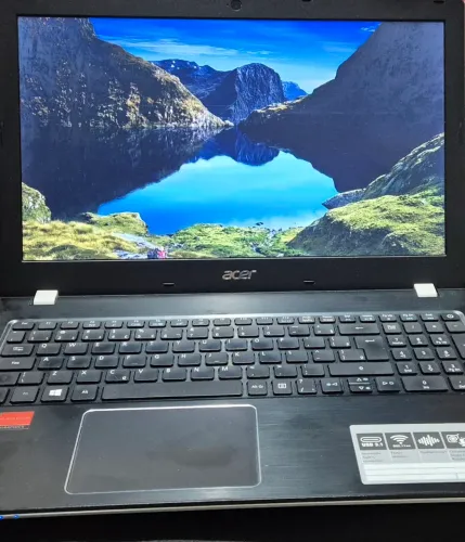 Notebook Acer Branco E5-553-T4TJ
