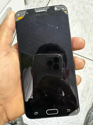 Samsung galaxy j7 prime tela quebrada