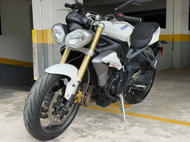 Street triple 765 