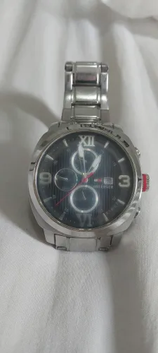 Relógio Tommy Hilfiger - pulseira de aço - com caixa e elos originais