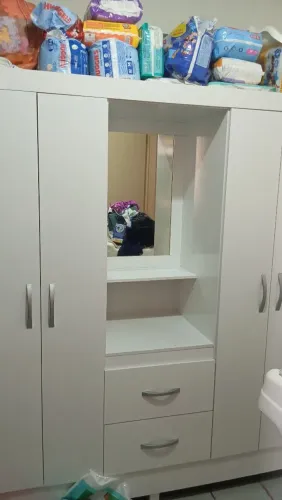 Guarda roupa vendo