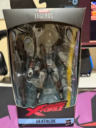 Action Figure Hasbro Deathlok Marvel Legends