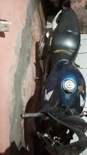 Vendo CB 300 Azul 2012