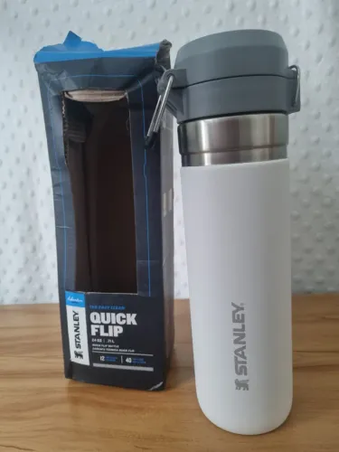 Garrafa Térmica Stanley Quick Flip Branca 710ml (Original)