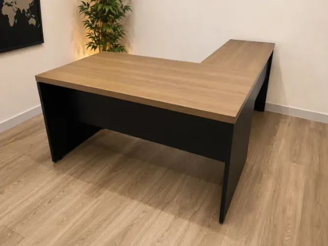 Mesa em L
