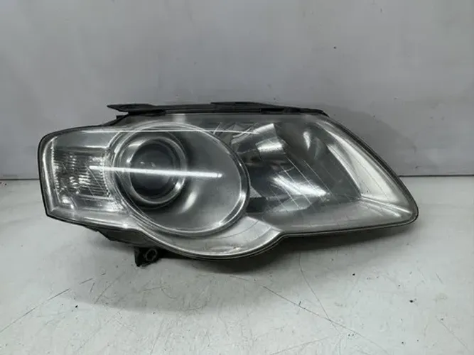 Farol Direito Passat 2006 A 2010