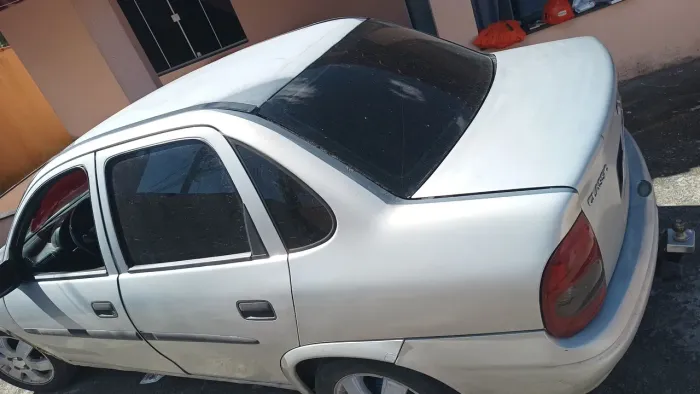 Chevrolet Corsa SED Class.spirit 1.0/1.0 Flexpower (álcool) 2005
