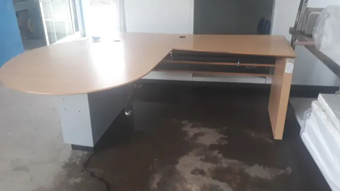 Mesa para Escritório em L