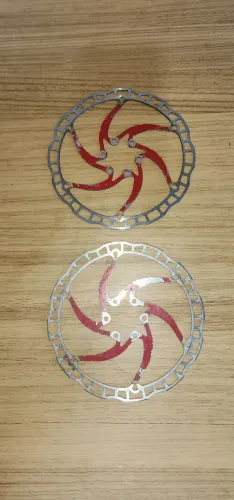 Par de disco de freio para bicicleta.