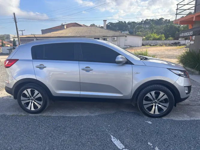 Kia Motors Sportage LX 2.0 16v/ 2.0 16V Flex Aut. 2013