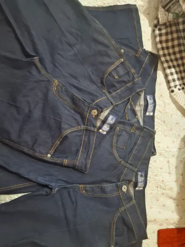 3 Calças por R$100