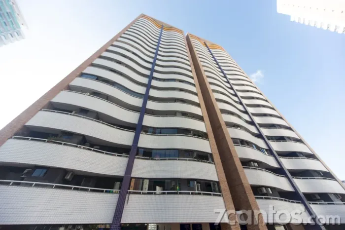 Apartamento, Dionísio Torres, 3 Suítes