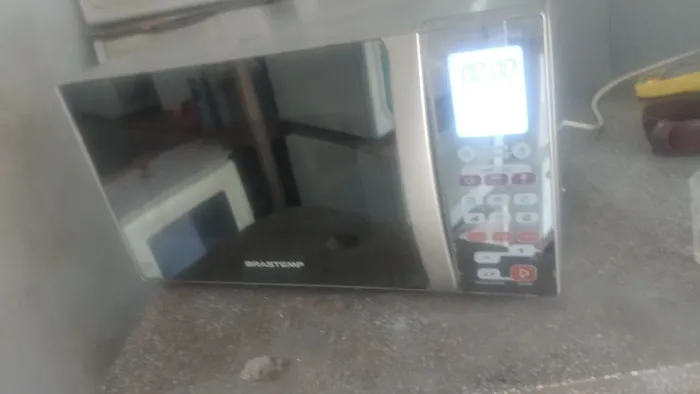Microondas Brastemp todo inox