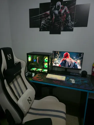 PC gamer com setup completo