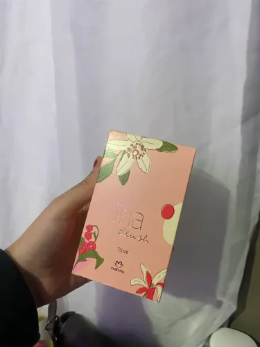 Vendo perfume una novinho só tirei o plástico da caixa
