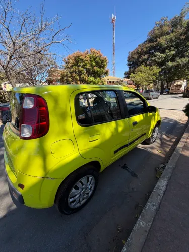 Fiat Uno Vivace/rua 1.0 EVO Fire Flex 8V 5P 2011